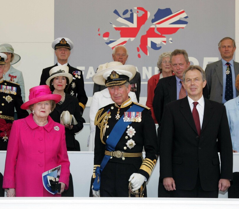 Margaret Thatcher, le prince Charles et Tony Blair lors d'une commémoration de la guerre des Malouines, à Londres, le 17 juin 2007.