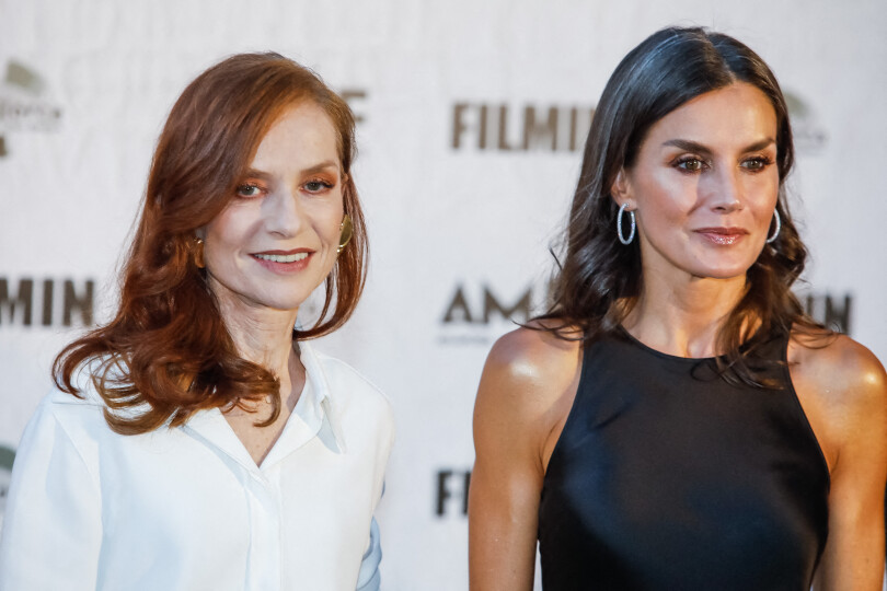 Letizia d'Espagne au centre culturel La Misericordia à Palma de Majorque  pour la clôture du festival Atlàntida Mallorca Film Fest 2022 en compagnie d'Isabelle Huppert