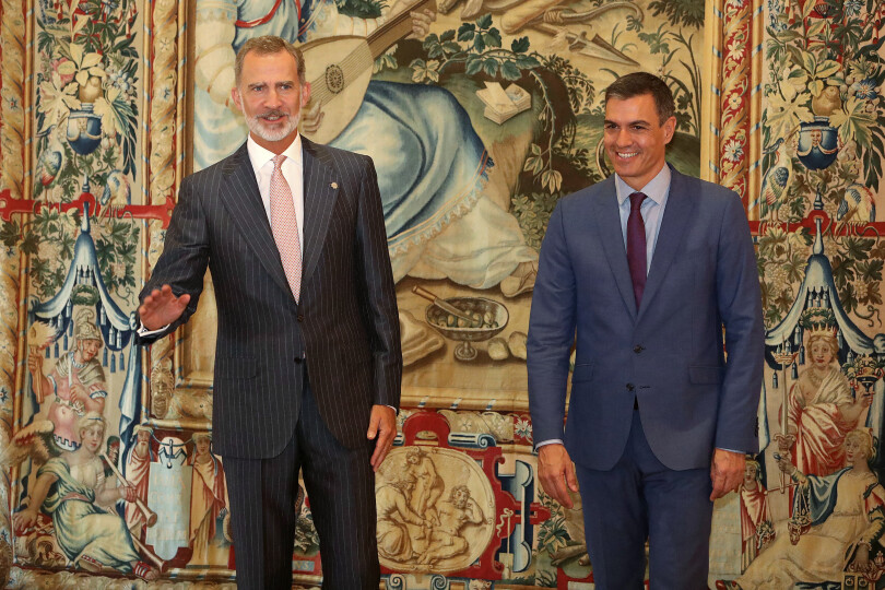 Le roi Felipe d'Espagne reçoit le chef du gouvernement Pedro Sanchez  au Palais de l'Almudaina à Palma de Majorque