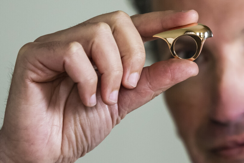 Jusqu'au 13 novembre 2022, les créations de Walid Akkad sont à découvrir sur son stand de la foire Fine Arts Paris & La Biennale au Carrousel du Louvre.
