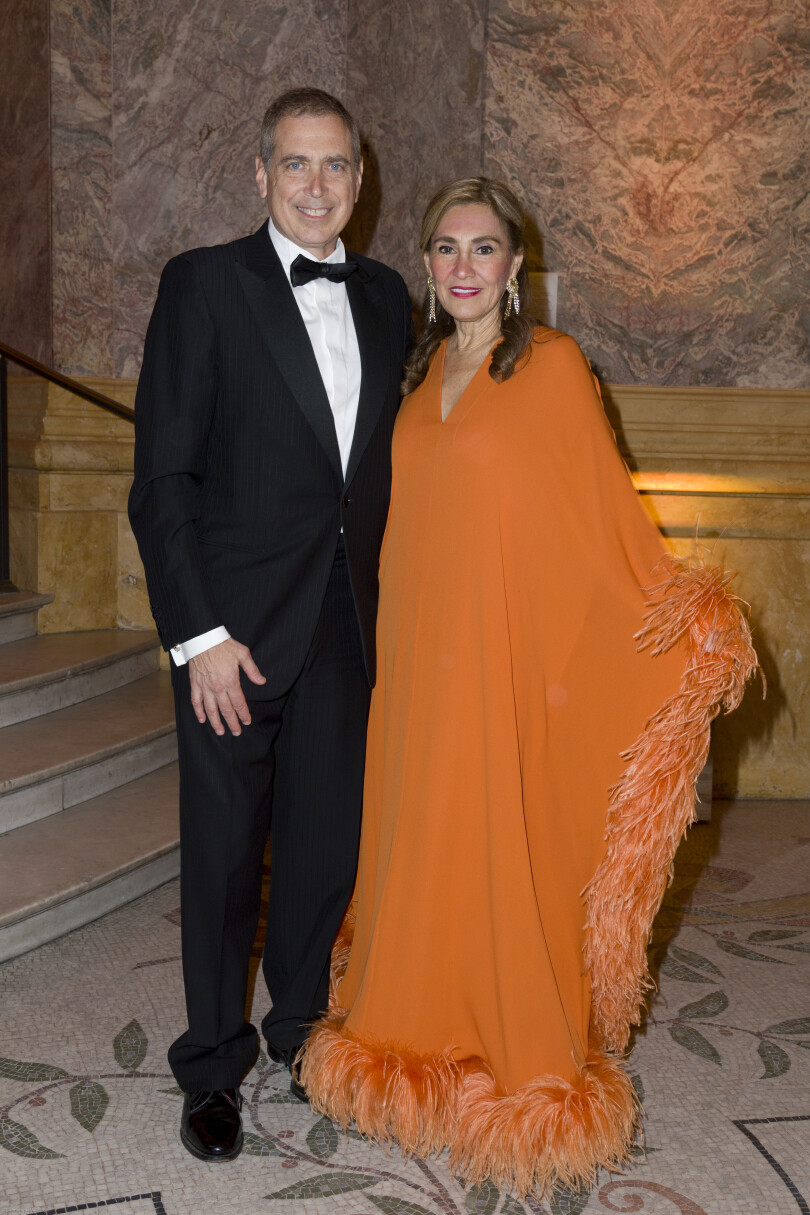 Les philanthropes Kenneth et Maria Fishel, propriétaires de Renaissance Properties.