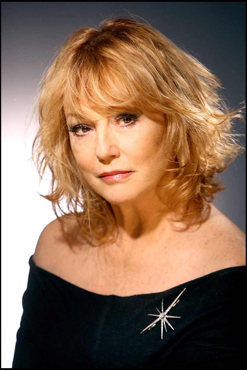 Mylène Demongeot lors d'une séance photo au studio Harcourt.