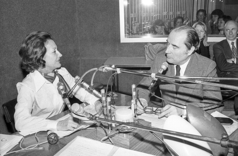 Menie Grégoire interviewe François Mitterrand sur RTL, le 30 avril 1974.