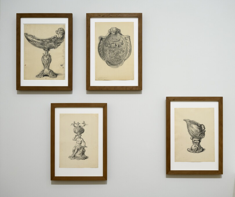 Dessins XVIIIe d’une coupe en argent et d’un porte-verre exécutés un siècle plus tôt par l’orfèvre Adam van Vianen.